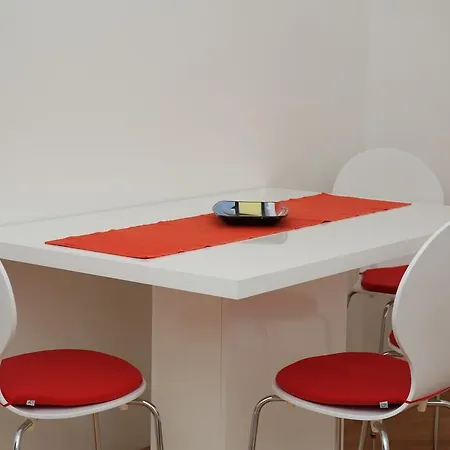 Saraj 2 Apartment *